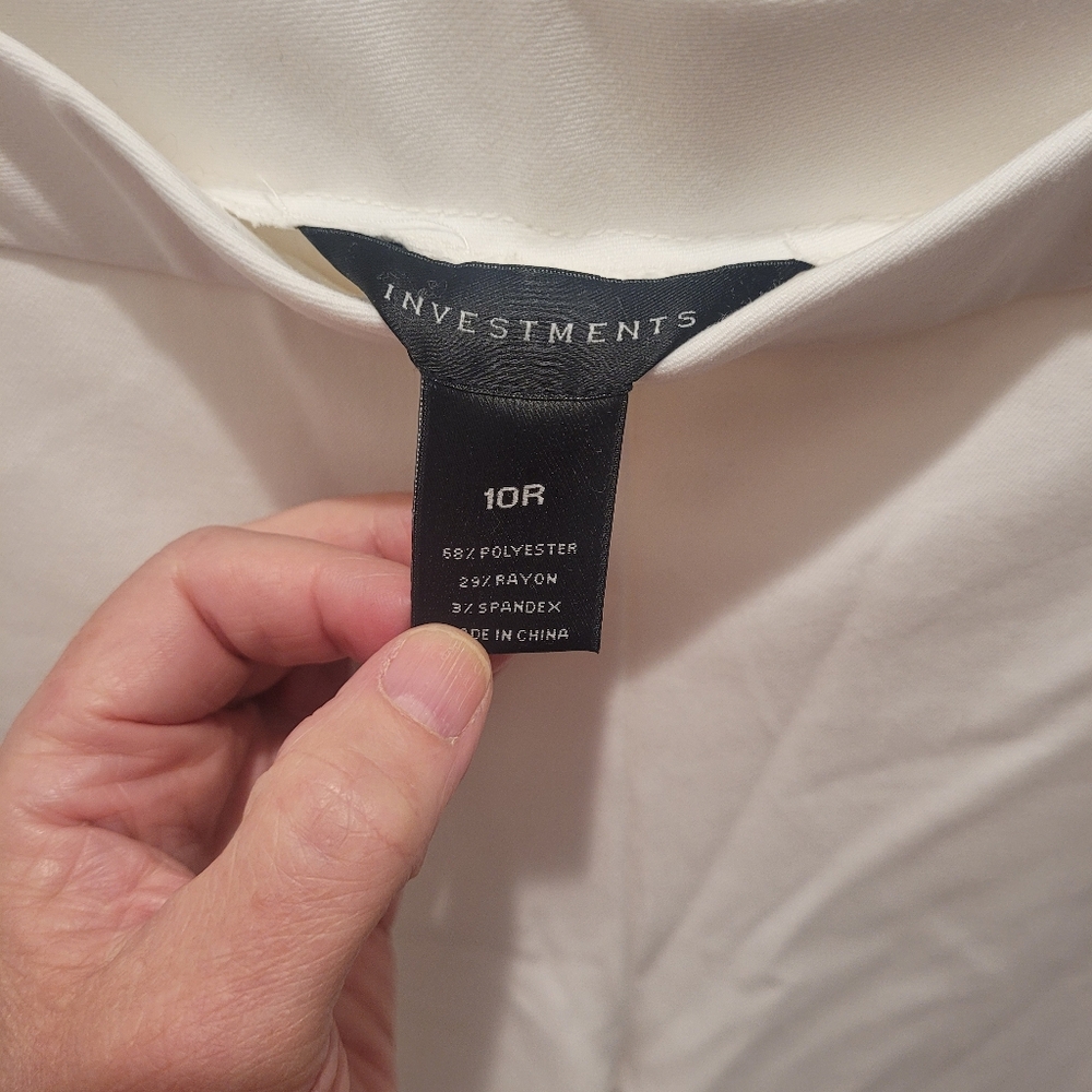 Investments Classic White Ankle Pants NWOT